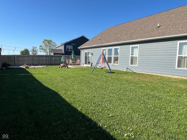 1479 Classic Avenue, Greenwood, IN 46143