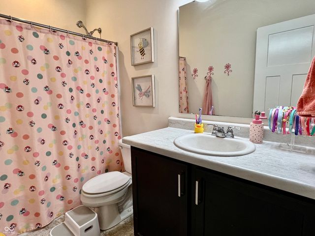 1479 Classic Avenue, Greenwood, IN 46143