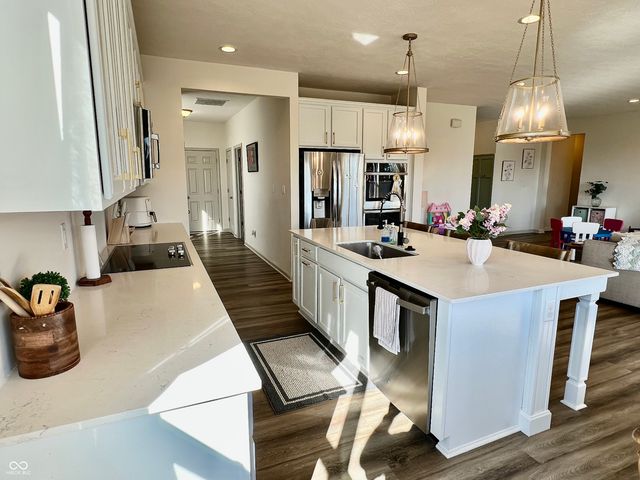 1479 Classic Avenue, Greenwood, IN 46143