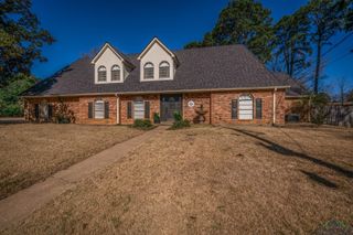 204 Ramblewood Ct, Longview, TX 75605