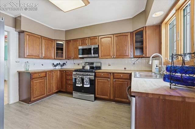 2228 N Cascade Avenue, Colorado Springs, CO 80907