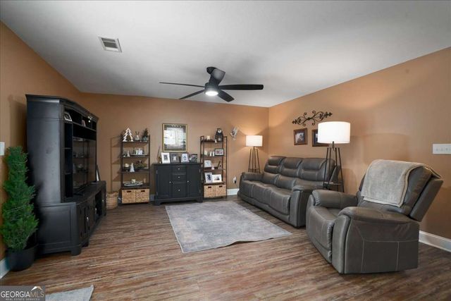 151 Baugh Street, Commerce, GA 30529