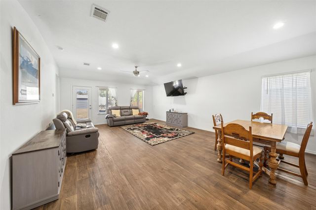 3003 Titus, Roman Forest, TX 77357