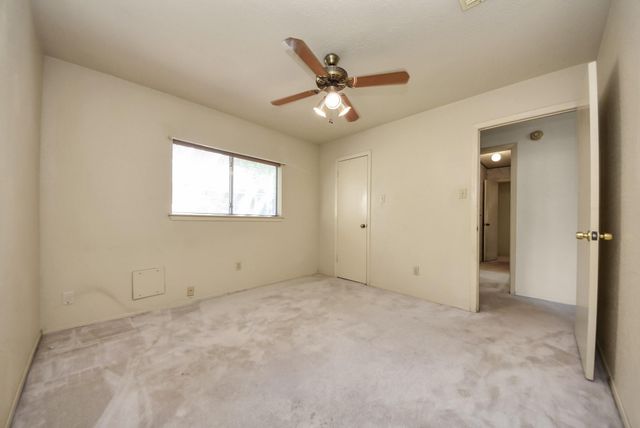 2118 Pilgrims Bend Drive, Friendswood, TX 77546