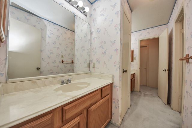 2118 Pilgrims Bend Drive, Friendswood, TX 77546