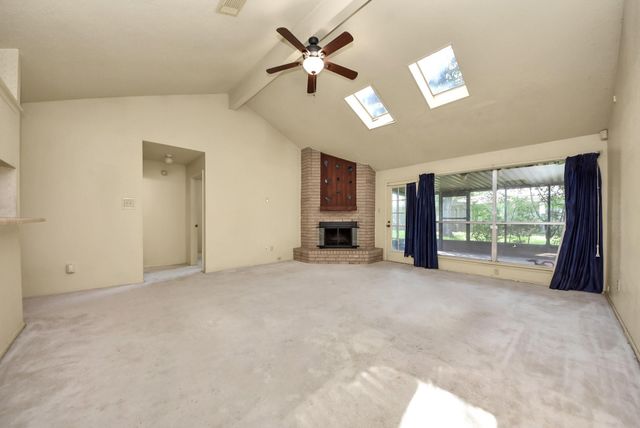 2118 Pilgrims Bend Drive, Friendswood, TX 77546