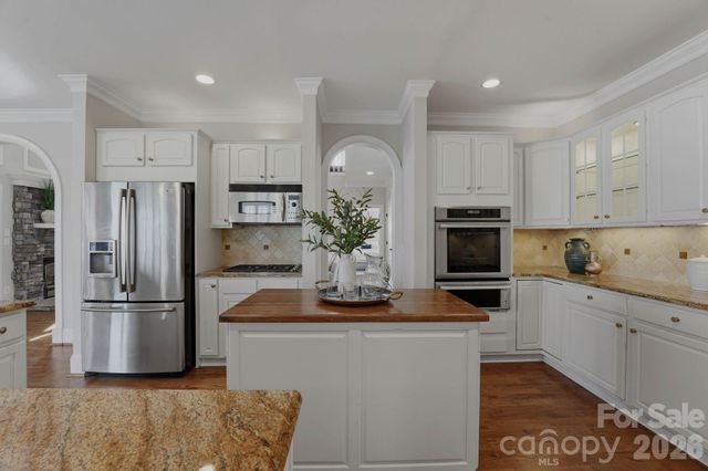 217 Westpaces Road, Mooresville, NC 28117