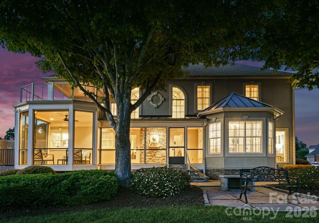 217 Westpaces Road, Mooresville, NC 28117
