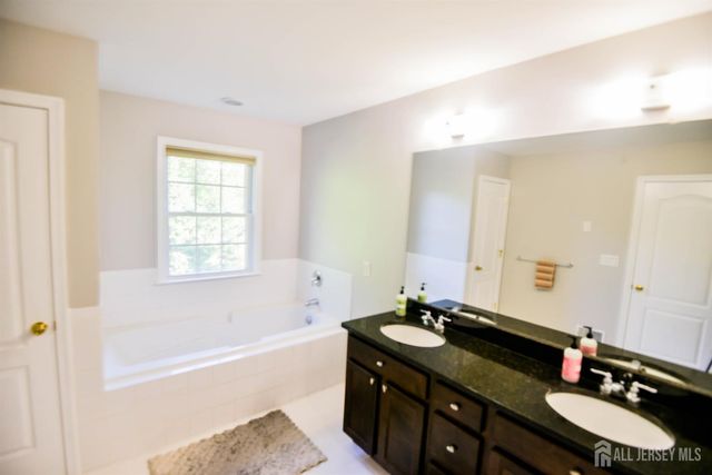 122 Morgan Way, Monroe, NJ 08831