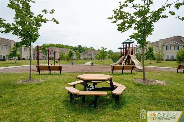 122 Morgan Way, Monroe, NJ 08831