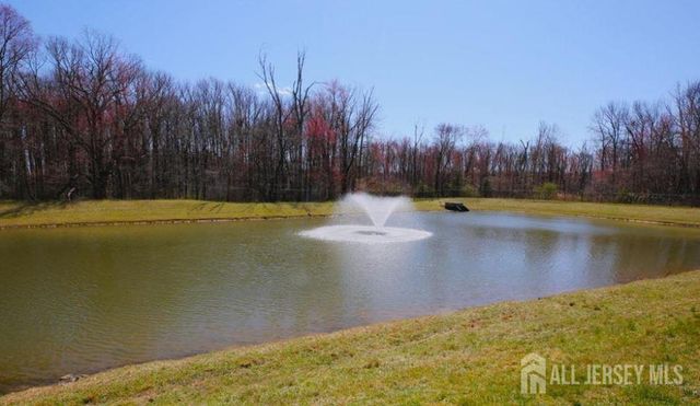 122 Morgan Way, Monroe, NJ 08831