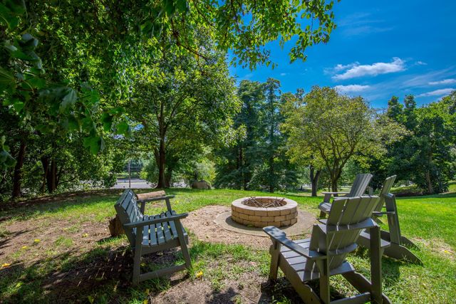 1000 Urlin Avenue, 1509, Grandview Heights, OH 43212