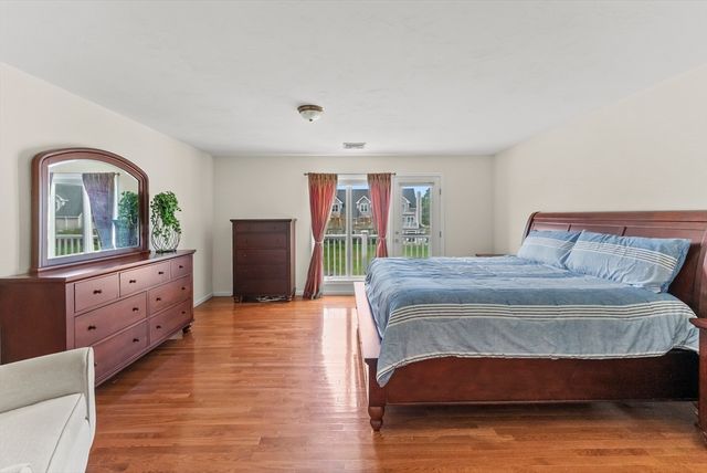 42 Fairway Dr Golfview, Plymouth, MA 02360