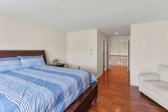 42 Fairway Dr Golfview, Plymouth, MA 02360