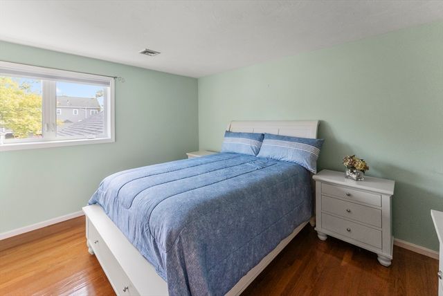 42 Fairway Dr Golfview, Plymouth, MA 02360