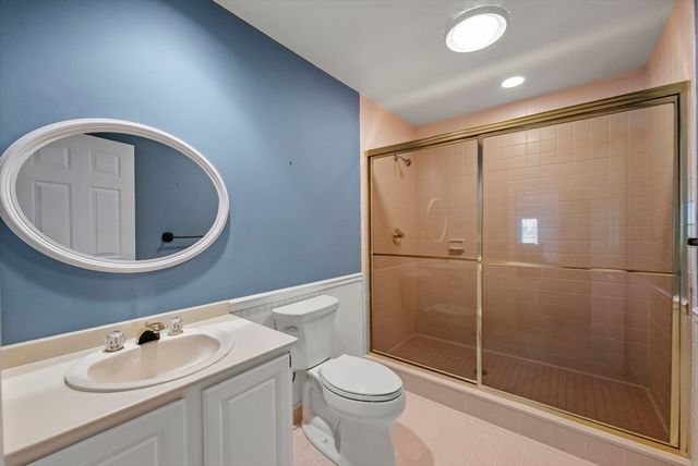 42 Fairway Dr Golfview, Plymouth, MA 02360