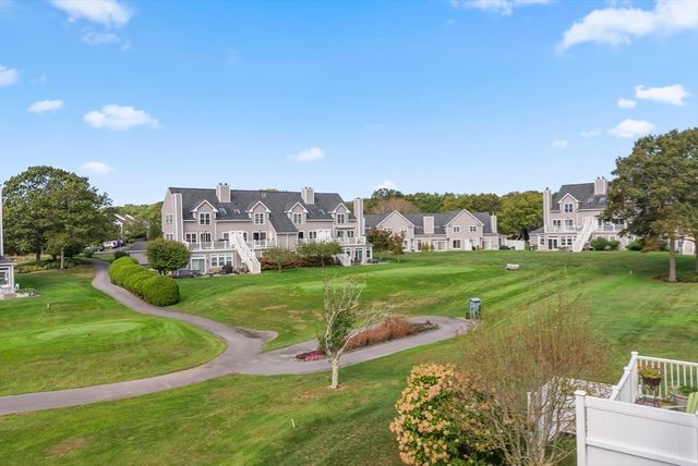 42 Fairway Dr Golfview, Plymouth, MA 02360
