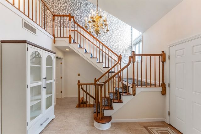 42 Fairway Dr Golfview, Plymouth, MA 02360