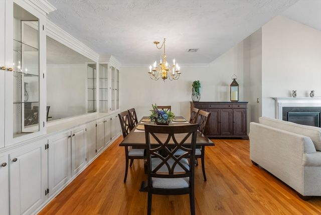 42 Fairway Dr Golfview, Plymouth, MA 02360