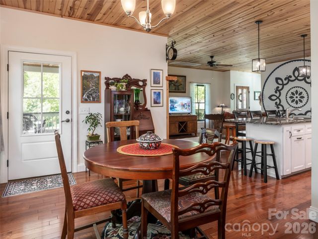565 Bailey Street, Mars Hill, NC 28754