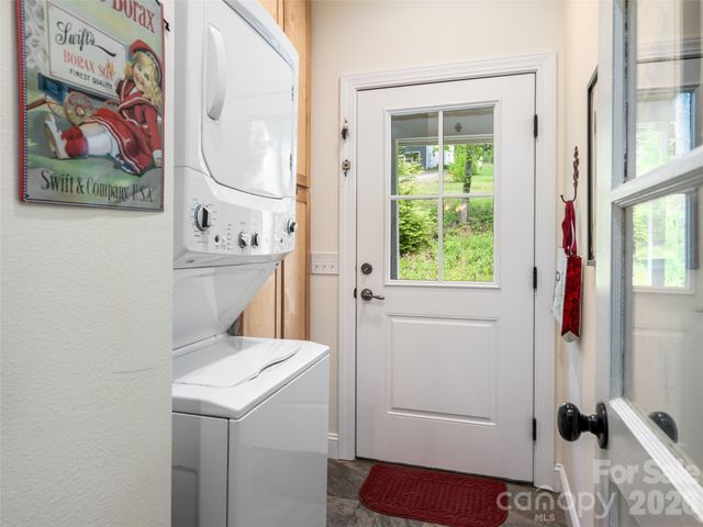 565 Bailey Street, Mars Hill, NC 28754