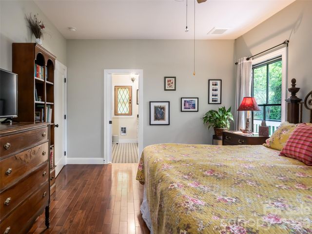 565 Bailey Street, Mars Hill, NC 28754