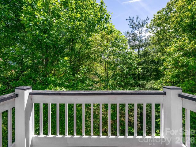565 Bailey Street, Mars Hill, NC 28754
