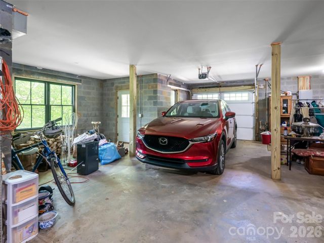 565 Bailey Street, Mars Hill, NC 28754
