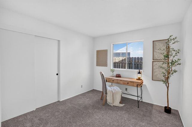 6512 Paseo Del Sol Way, Elk Grove, CA 95758