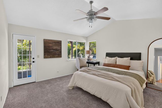 6512 Paseo Del Sol Way, Elk Grove, CA 95758