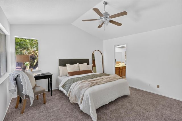 6512 Paseo Del Sol Way, Elk Grove, CA 95758