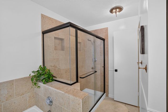 6512 Paseo Del Sol Way, Elk Grove, CA 95758