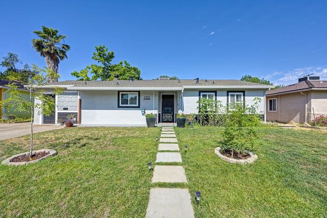 1313 Gladstone Dr, Sacramento, CA 95864