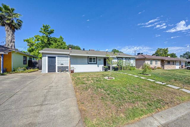 1313 Gladstone Dr, Sacramento, CA 95864