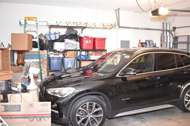 16319 SW 11th St, Pembroke Pines, FL 33027