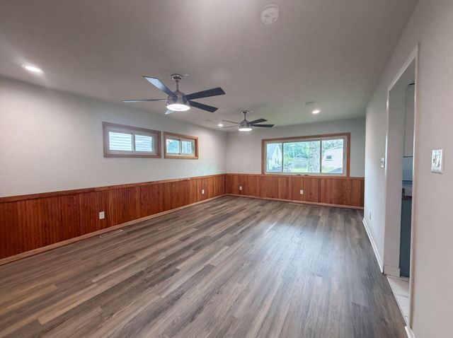 2221 Myrtle Avenue, Columbus, OH 43211