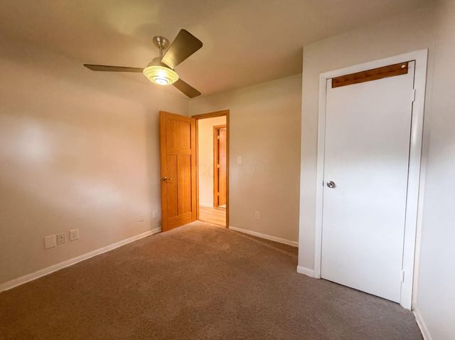 2221 Myrtle Avenue, Columbus, OH 43211