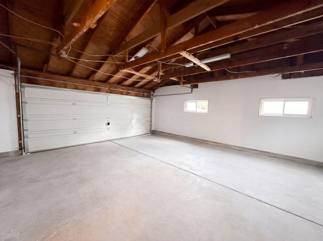 2221 Myrtle Avenue, Columbus, OH 43211