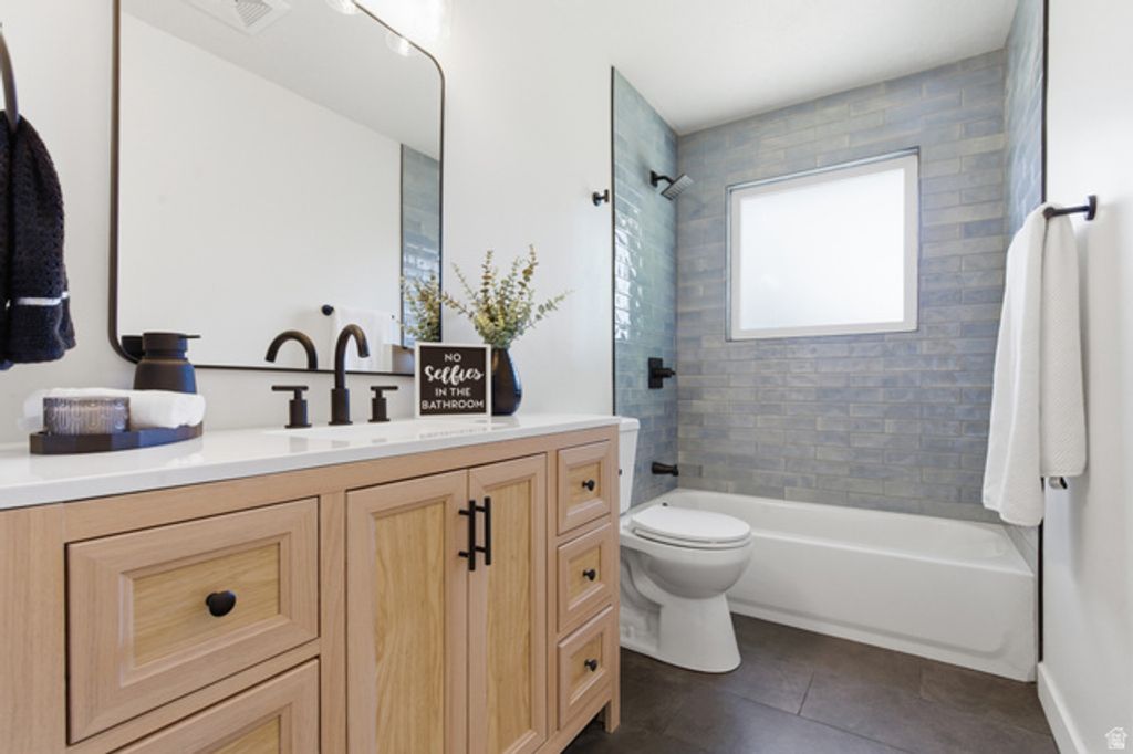 Image 14 of property listing at 370 E 9400 S, Sandy, UT 84070