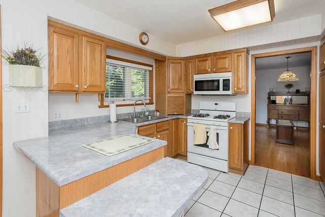 3566 W Small Road, La Porte, IN 46350