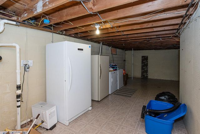 3566 W Small Road, La Porte, IN 46350