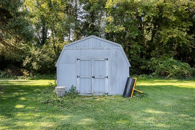 3566 W Small Road, La Porte, IN 46350