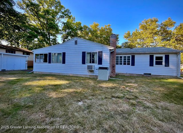 2505 Hanover Drive, Lansing, MI 48911