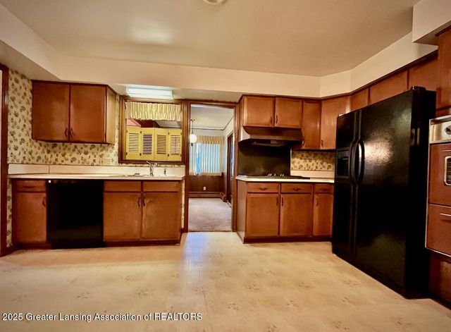 2505 Hanover Drive, Lansing, MI 48911