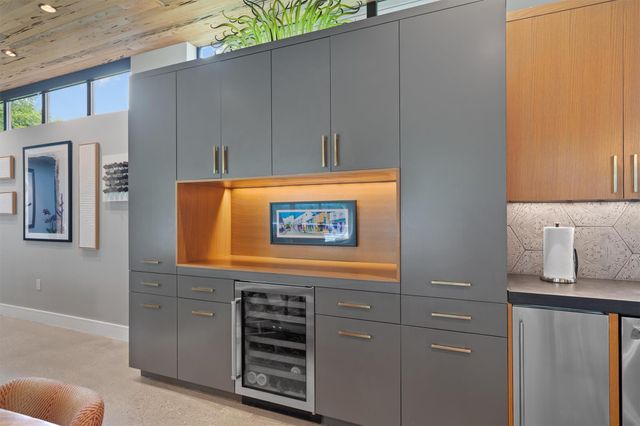 1175 San Bernard ST, Austin, TX 78702