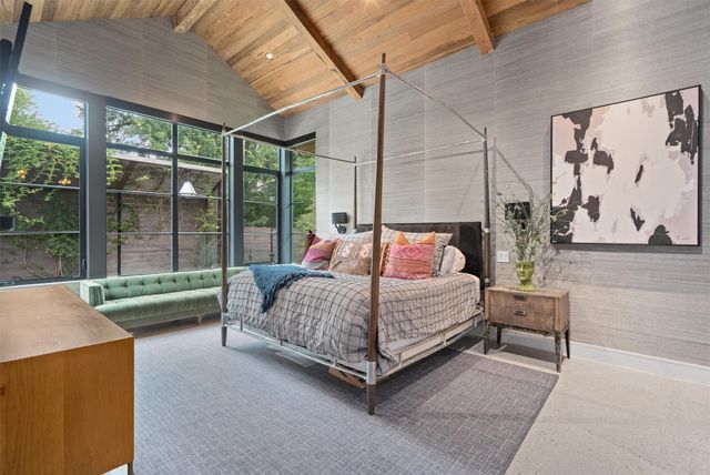 1175 San Bernard ST, Austin, TX 78702