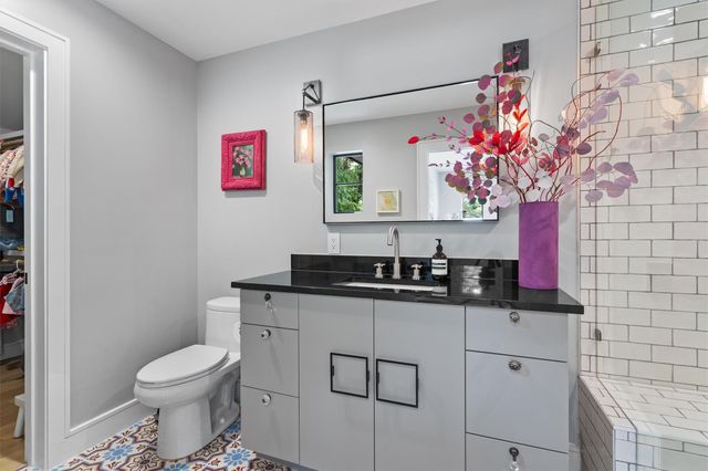 1175 San Bernard ST, Austin, TX 78702