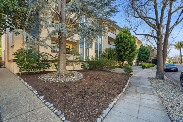 525 Almer Road 106, Burlingame, CA 94010