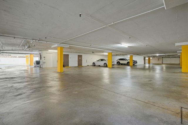 525 Almer Road 106, Burlingame, CA 94010