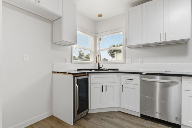 68 W Castle St, Stockton, CA 95204